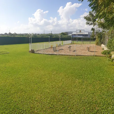 ホテル La Lancha *