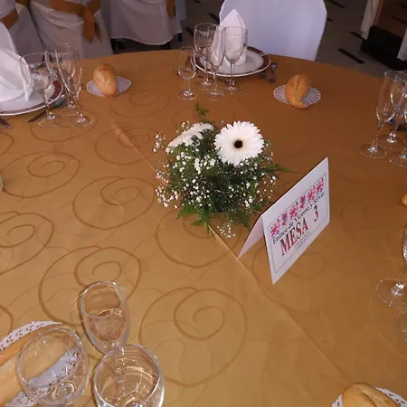Hotel La Lancha *